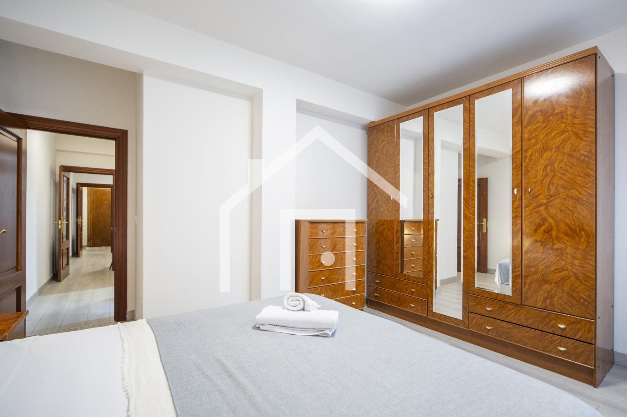 Atico Quintana II - Con Terraza, En El Centro Con Wifi Y Garaje Apartment Oviedo Exterior photo